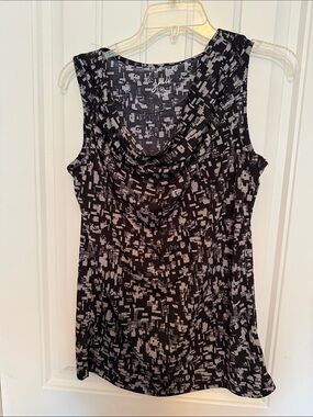 Cowl Neck Sleeveless Camisole in Black & Gray by Igigi